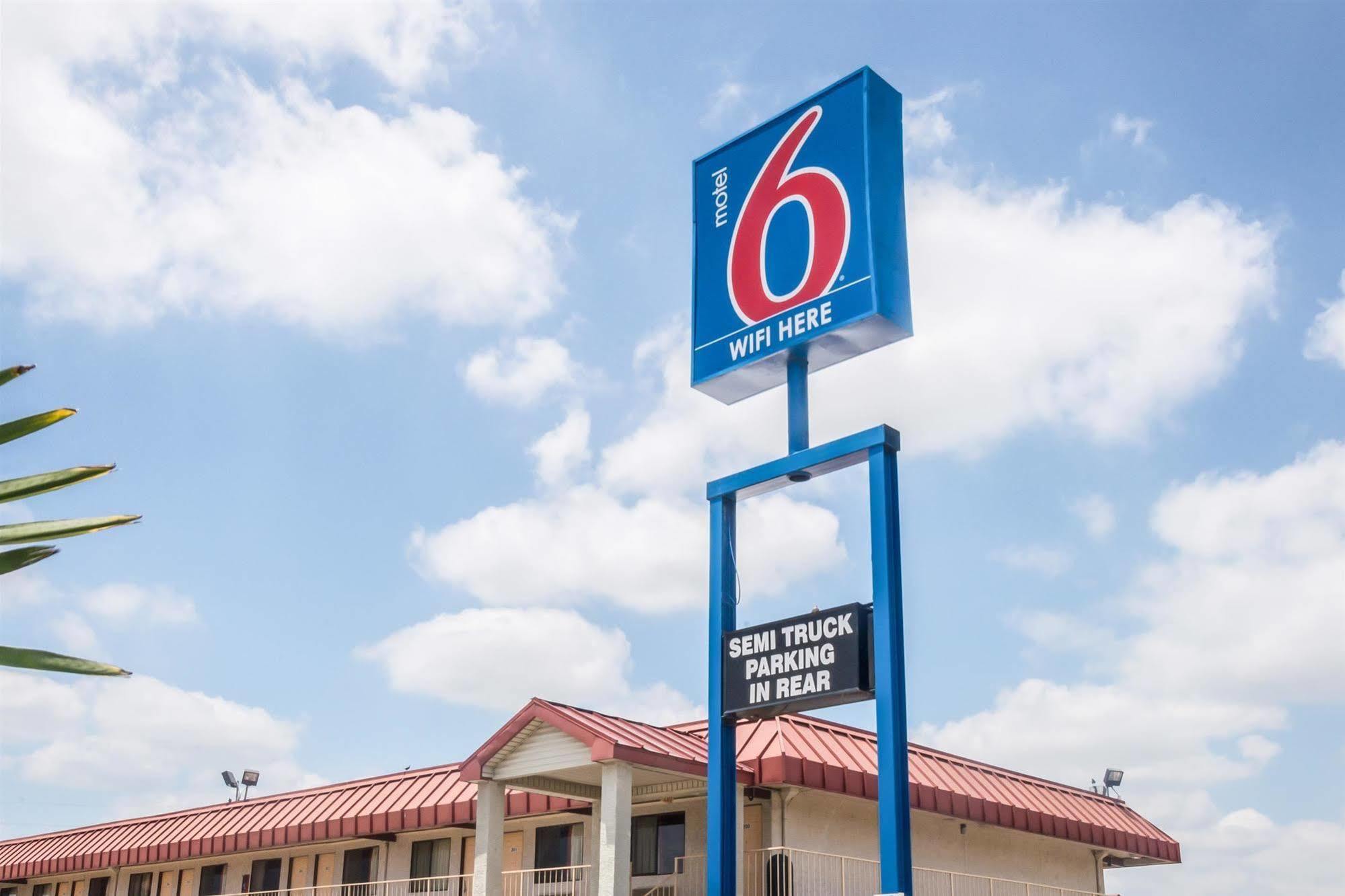 Motel 6-Mesquite, Tx - Rodeo - Convention Ctr Exterior photo