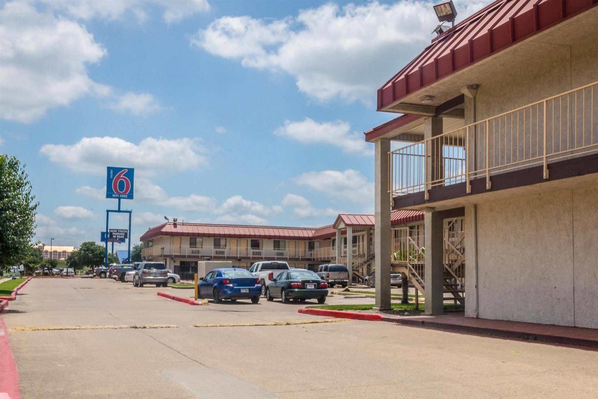 Motel 6-Mesquite, Tx - Rodeo - Convention Ctr Exterior photo